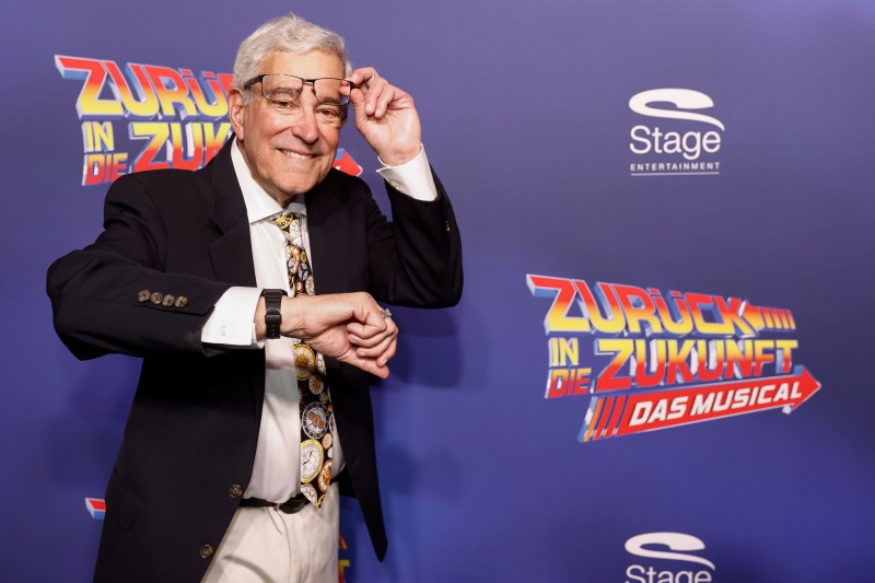 Bob Gale, Autor des Musicals Zurück in die Zukunft, Co-Autor und Co-Produzent des Films